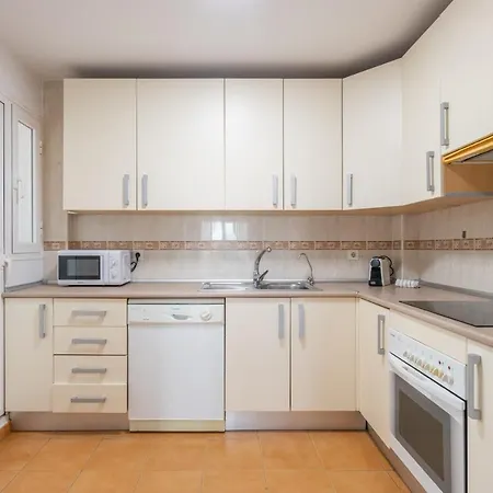 Renthas Calahonda Apartment
