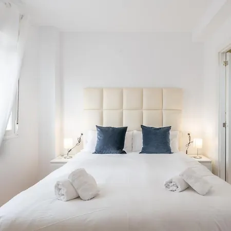Renthas Calahonda Apartment